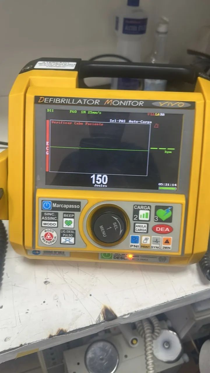 Cardioversor VIVO 