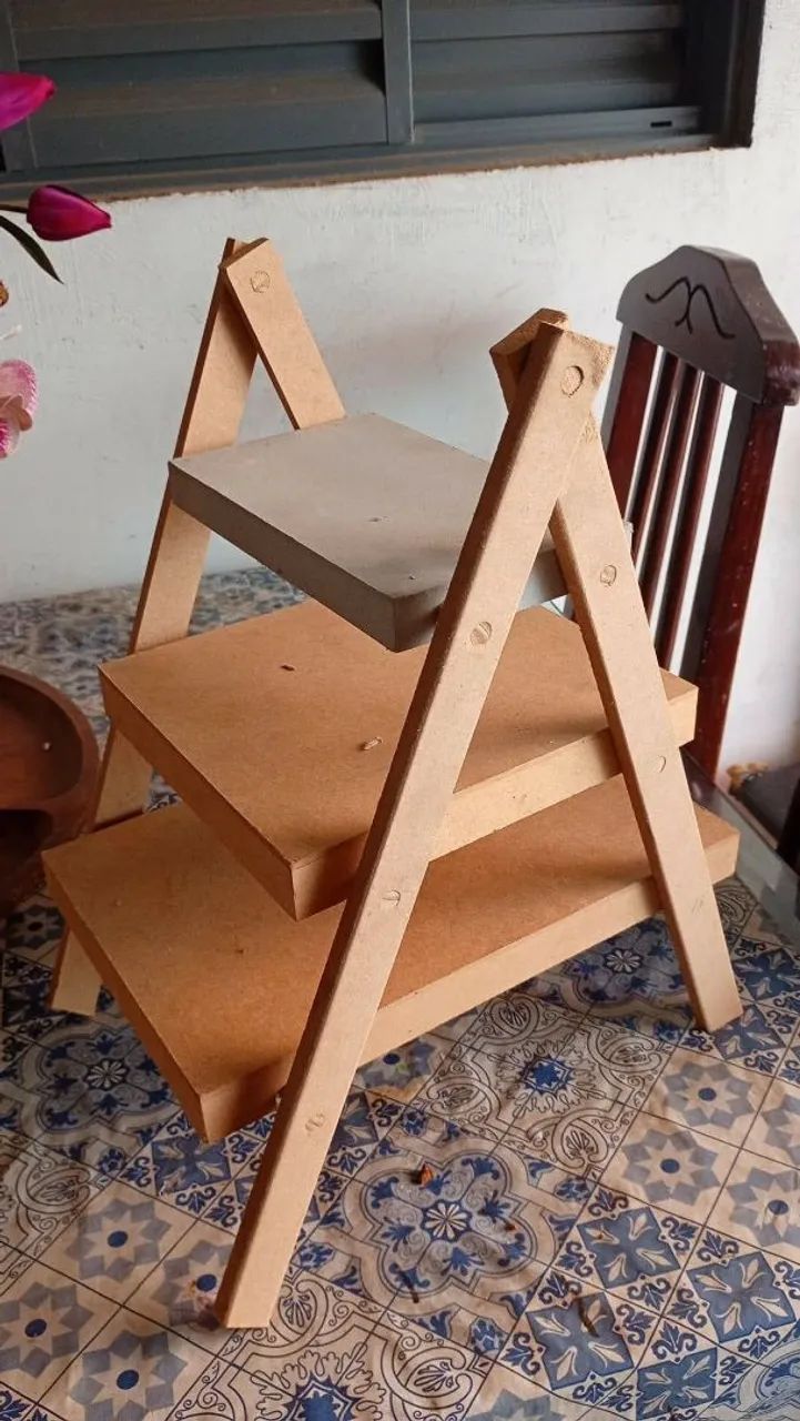 Escadinha Reforçada de mesa 