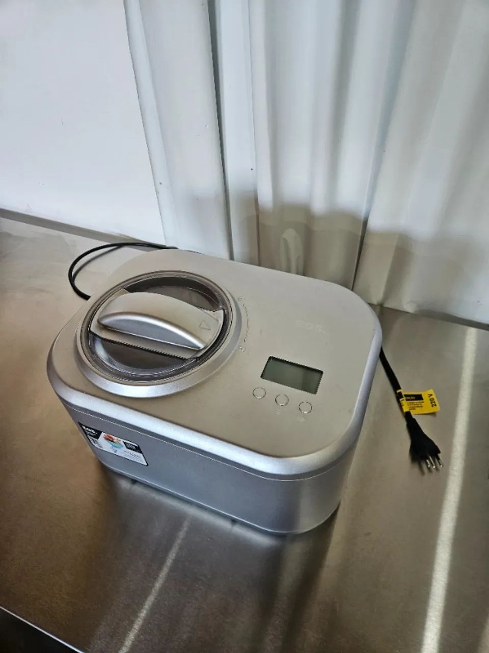 Sorveteira Expressa Eos Eso02s 220v