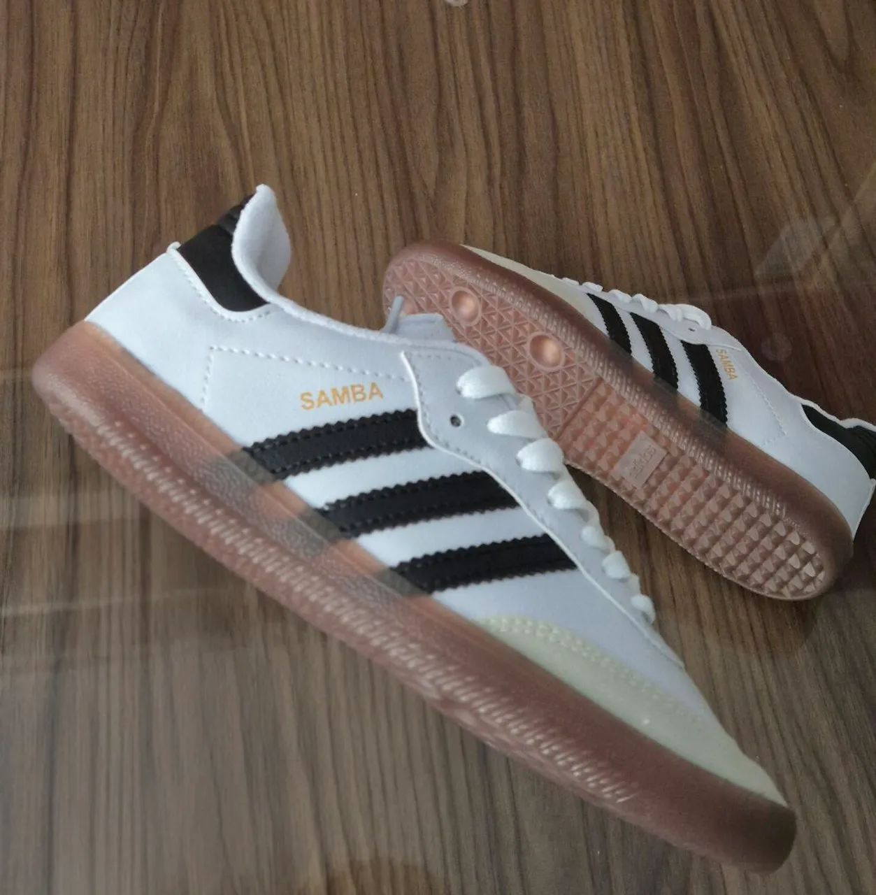 Tênis Adidas samba 