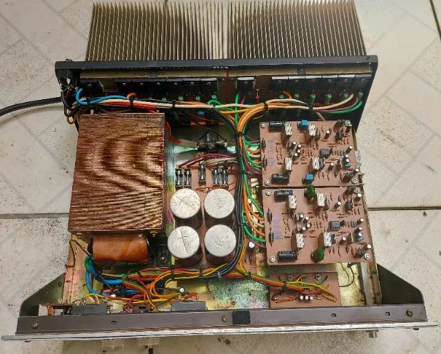 Amplificador baseado no Times One RF 702 - Foto 2