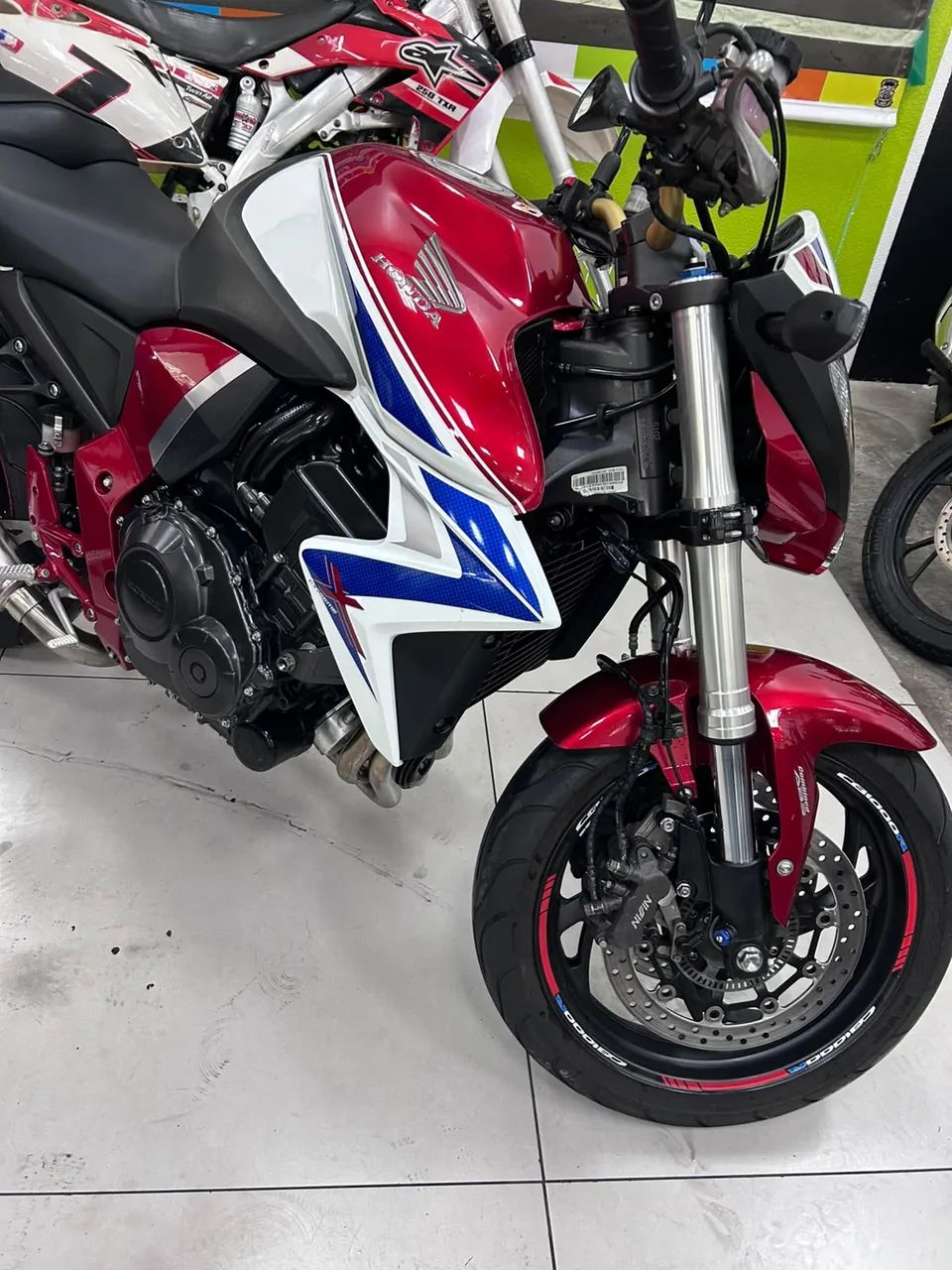 HONDA CB 1000R - Foto 2