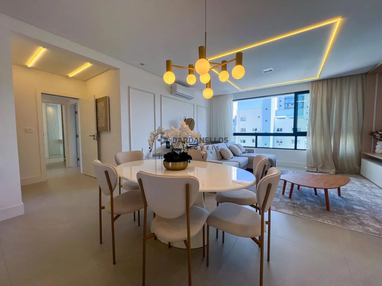 Apartamento com 4 suítes no Edifício Torre de Booz em Balneário Camboriú - Foto 4