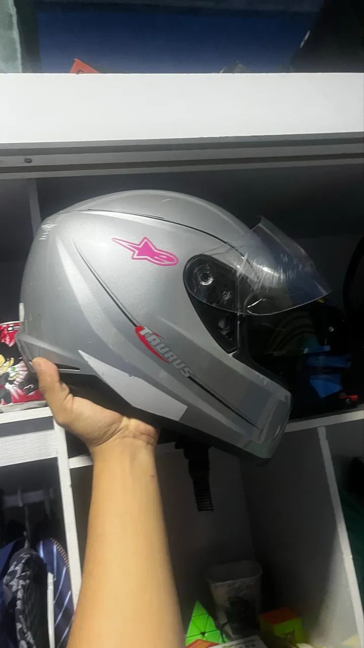 Capacete taurus vintage com intercomunicador  - Foto 3