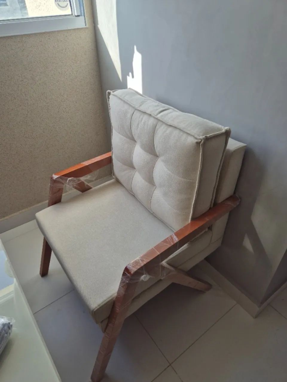 Vende se duas poltronas novas - Foto 3