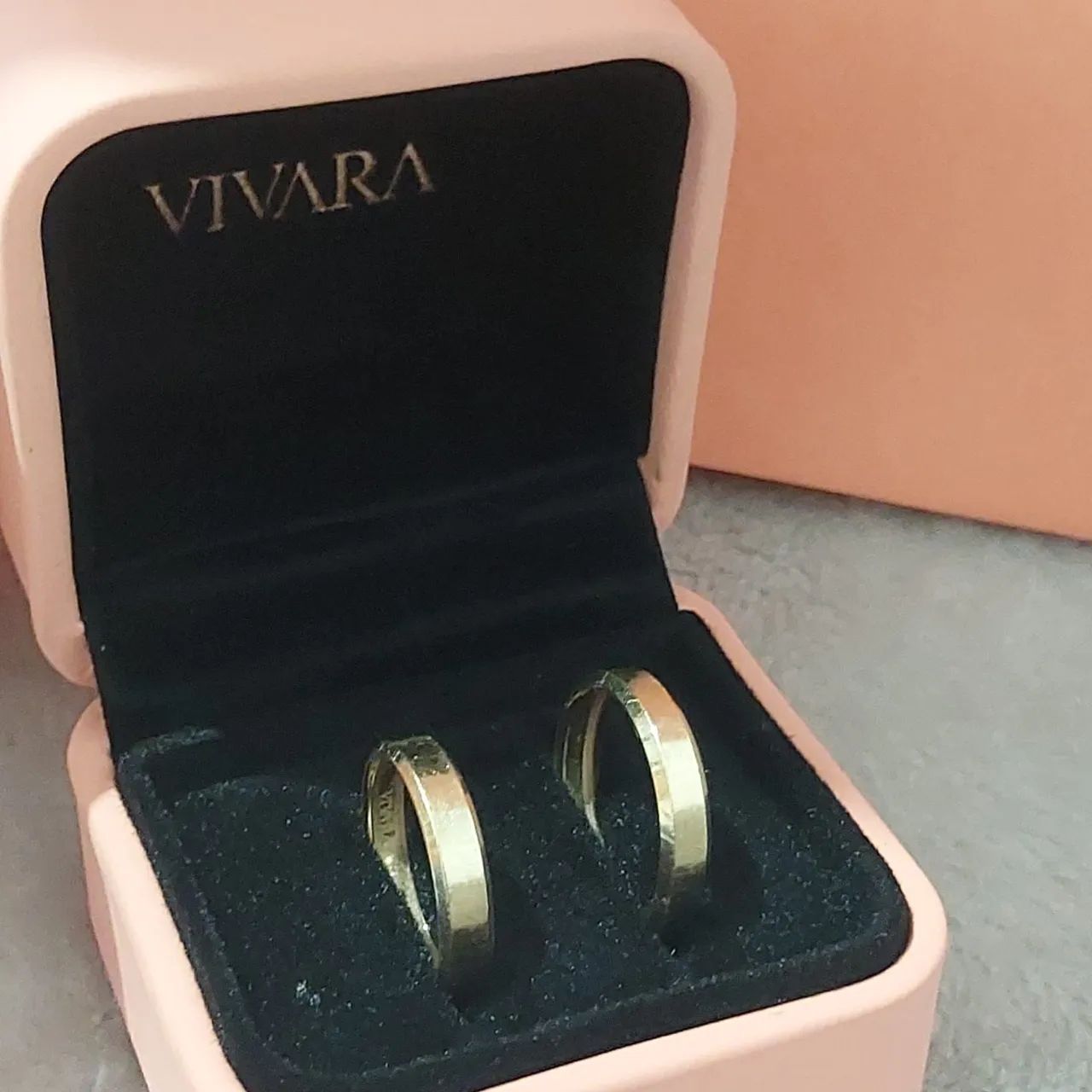 Par de alianças VIVARA 18K 