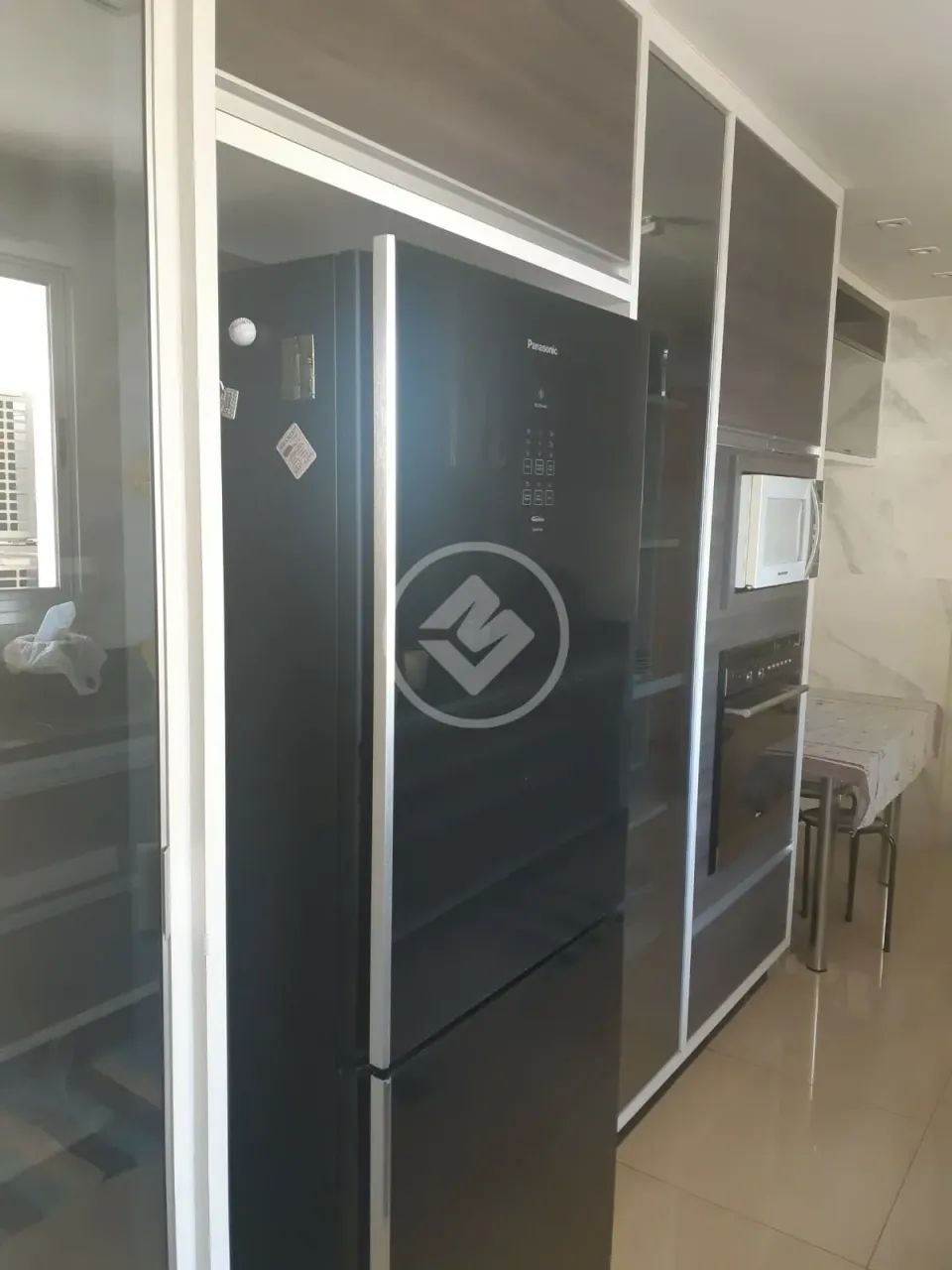 3 Suítes  1 Dormitório ou home oficce com moveis e ar condicionado  Lavabo Sala ampla com  - Foto 4