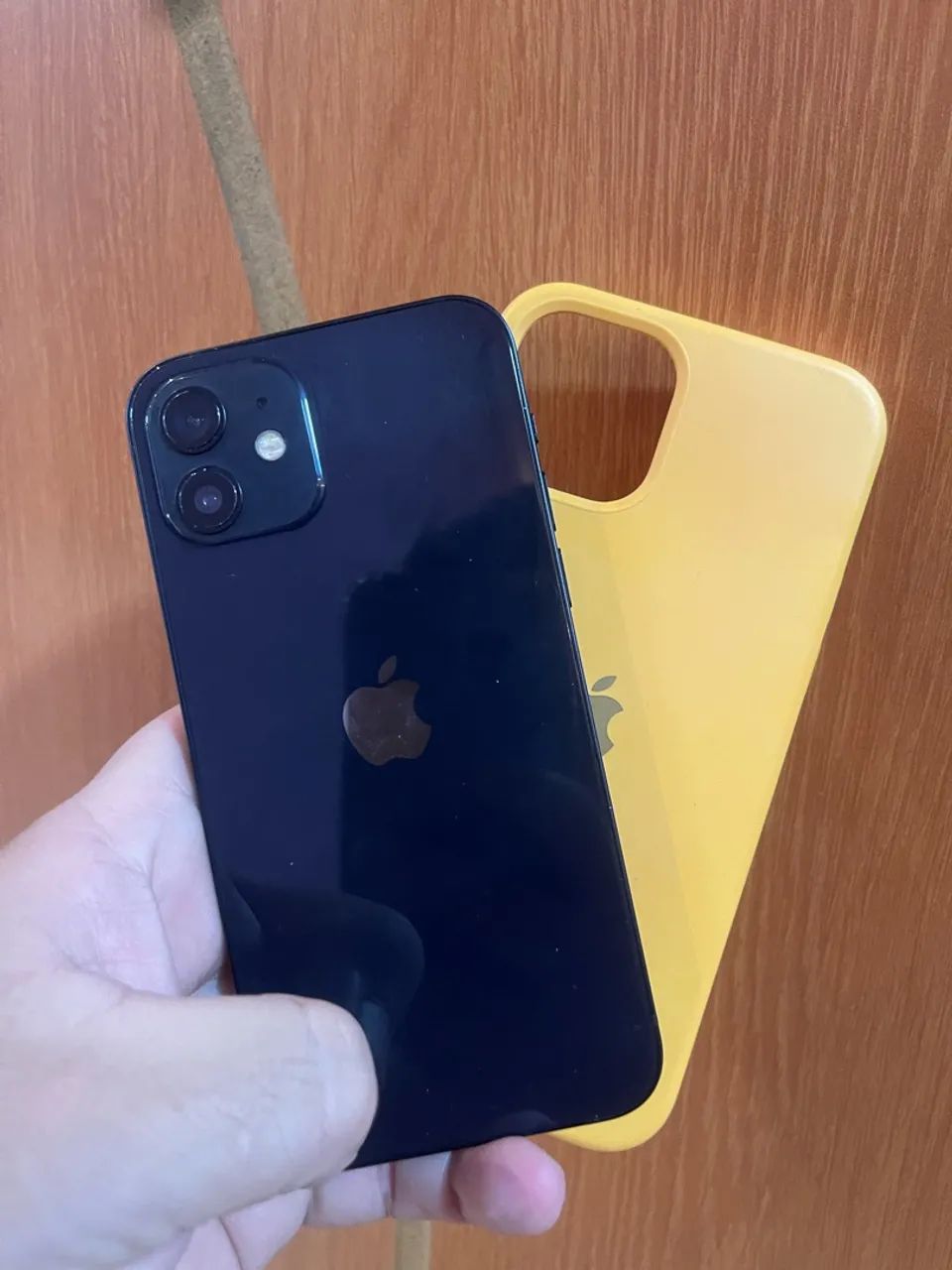 iPhone 12 64GB