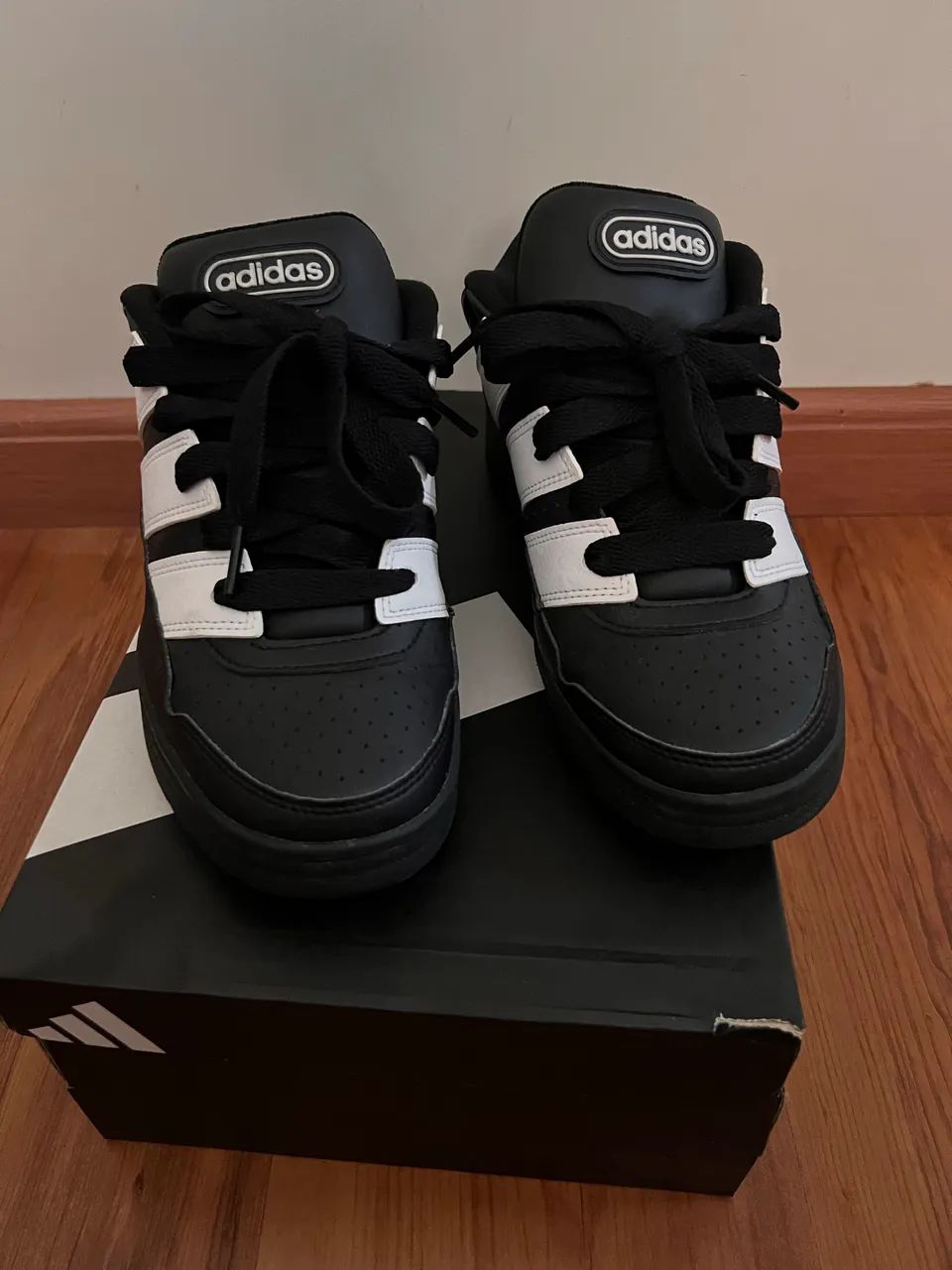 Tênis Adidas 38 - Foto 5