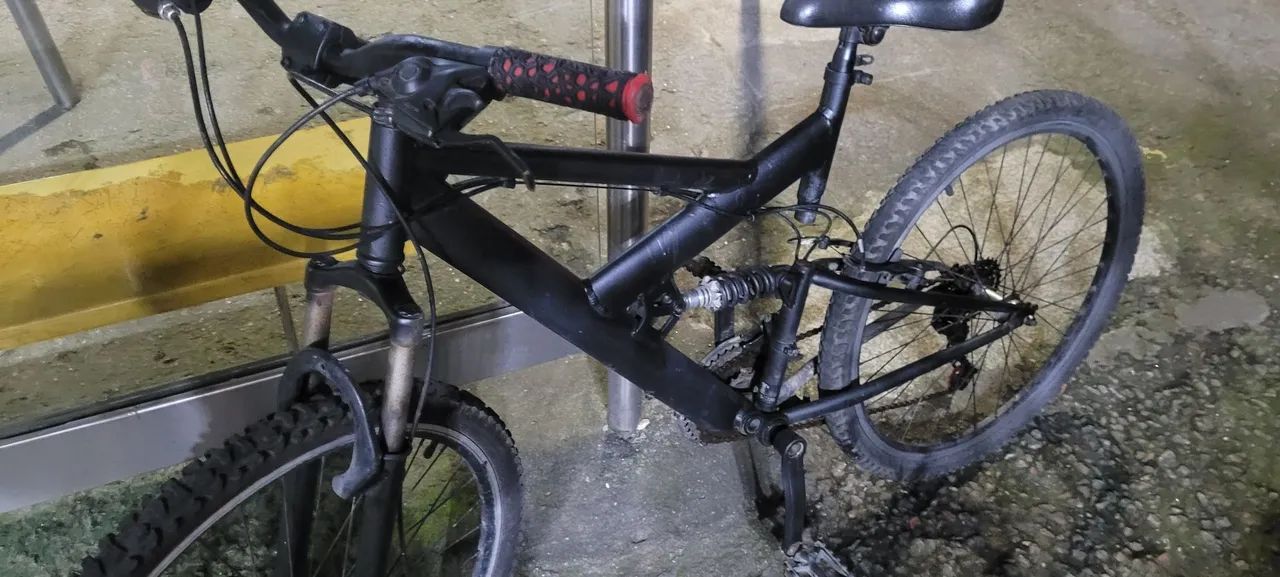 Bicicleta aro 26 com amortecedor 