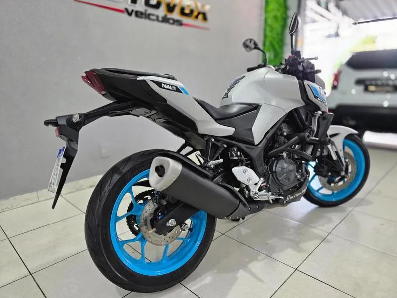 YAMAHA MT03 ABS 2026 - Foto 4
