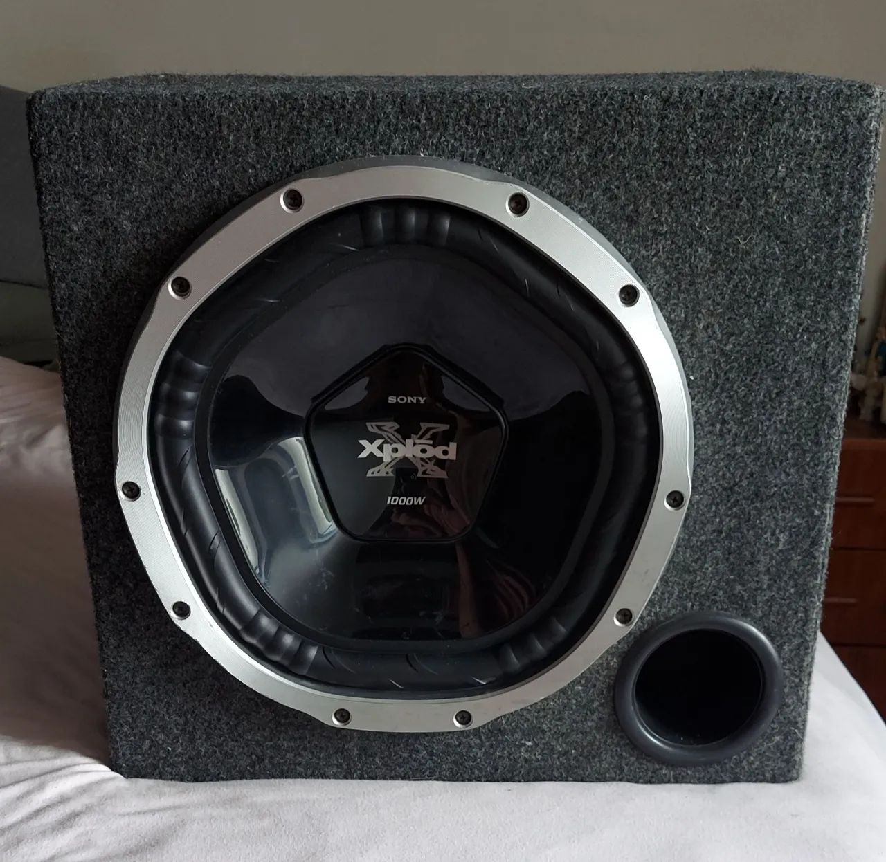 Caixa de som com subwoofer 12" Sony Xplod dutada sem módulo.  - Foto 2