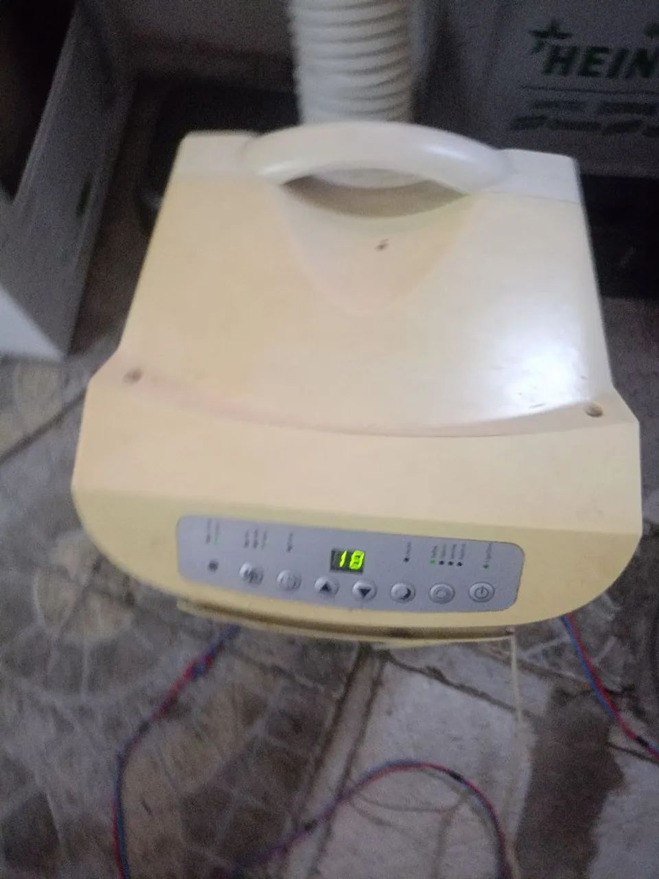 Ar condicionado portátil 127v funcionando perfeitamente com controle  - Foto 3