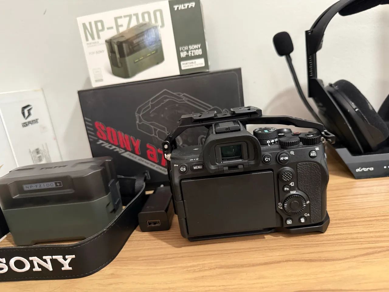 Câmera Sony A7 IV com Acessórios. - Foto 2