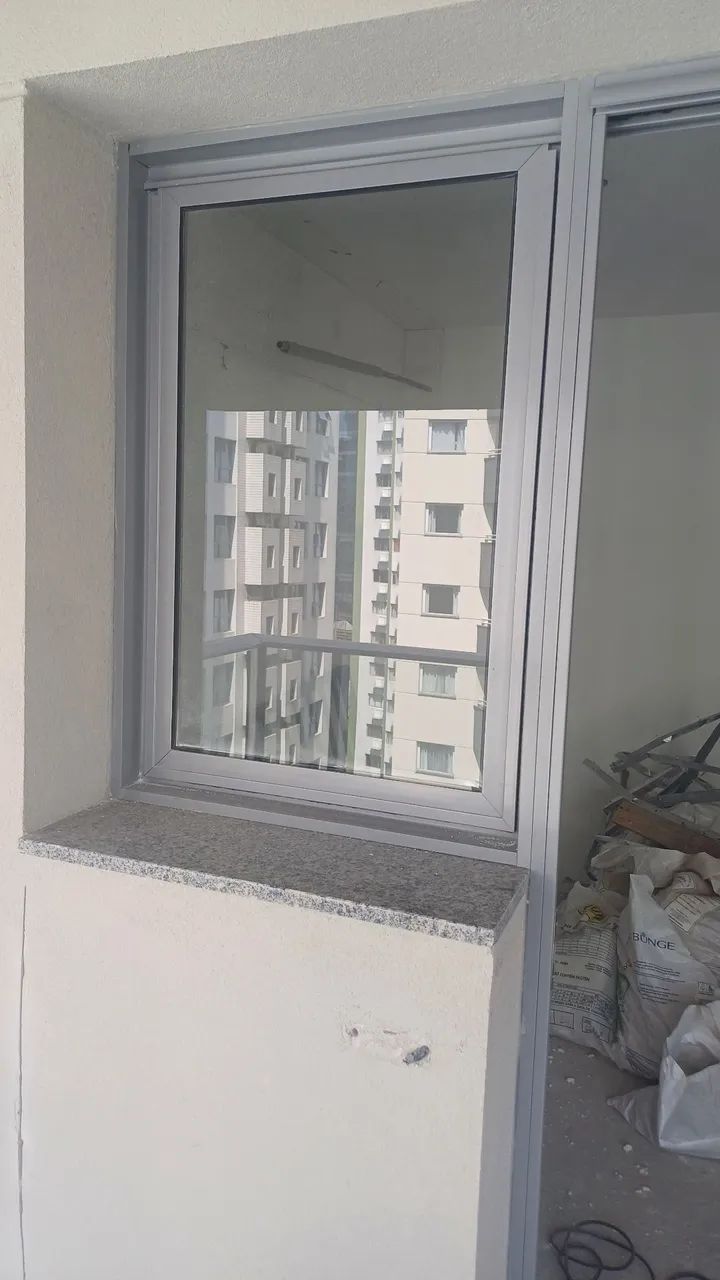 Vitro Basculante Max Air 63x93 - Foto 3