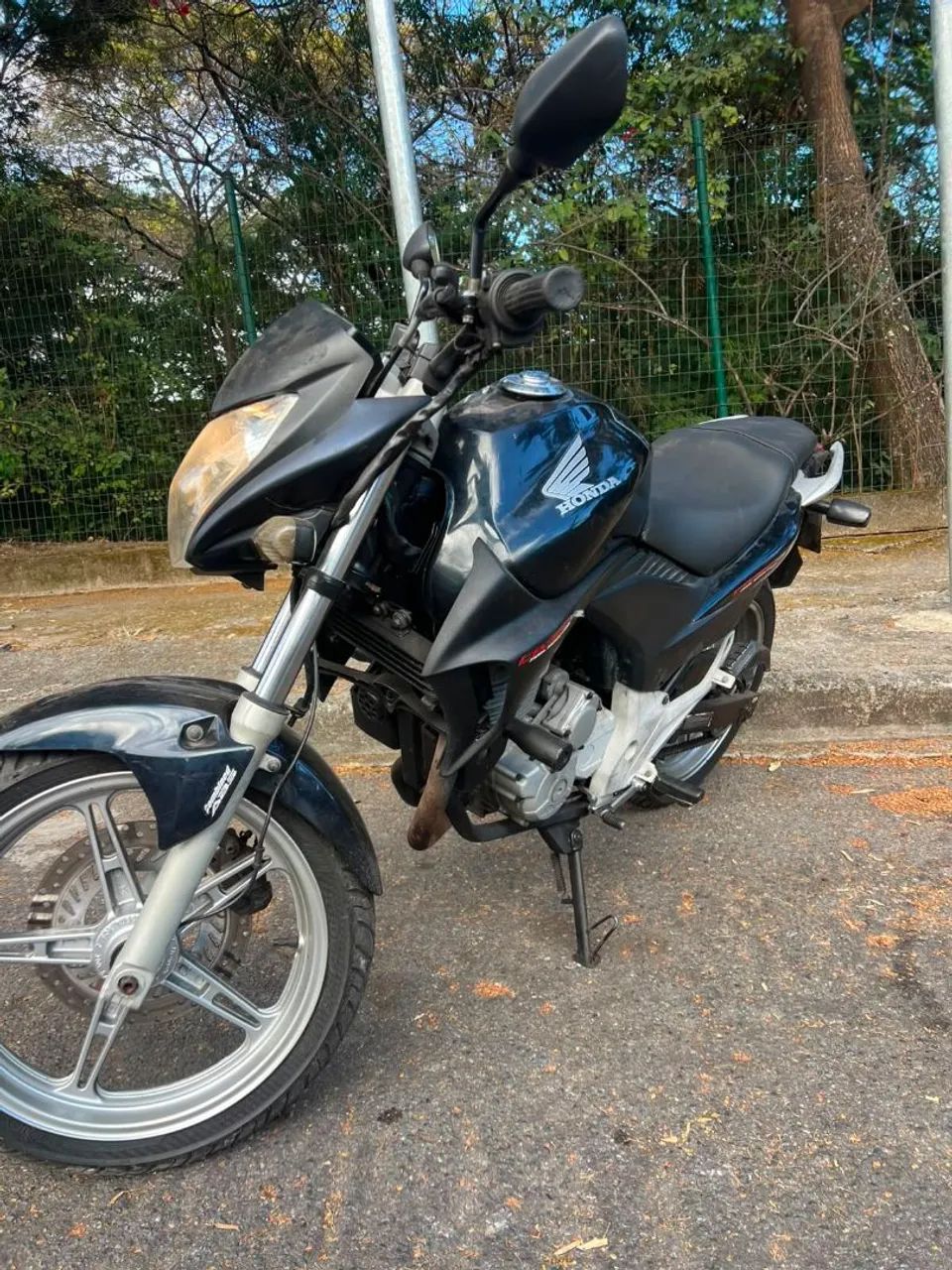 CB 300  - Foto 2