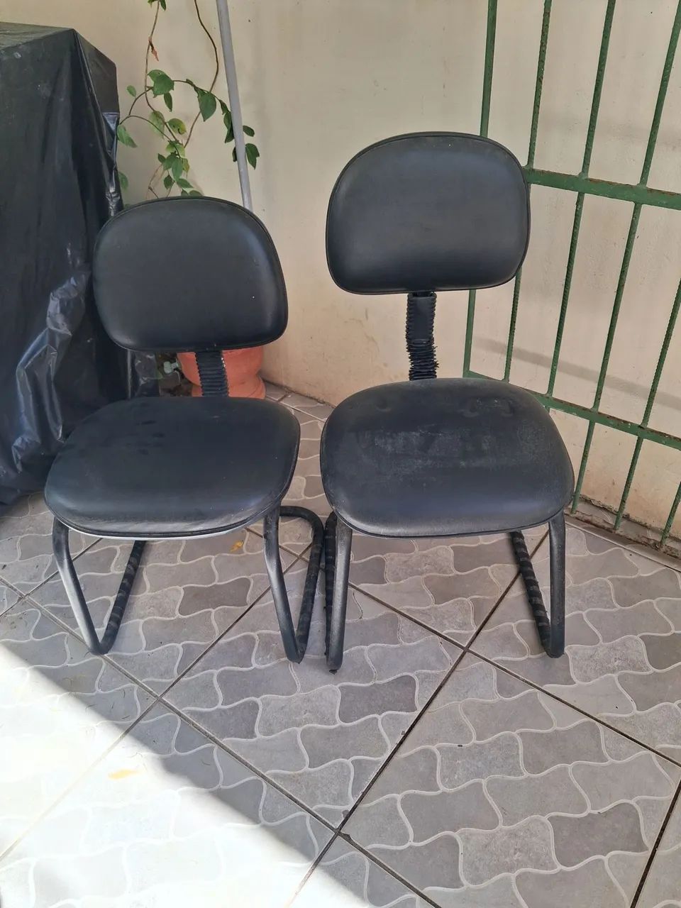 2cadeiras de escritório 