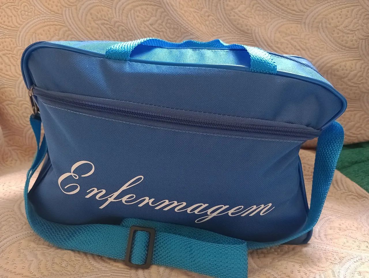 Bolsa de enfermagem com kit completo (novo)<br>