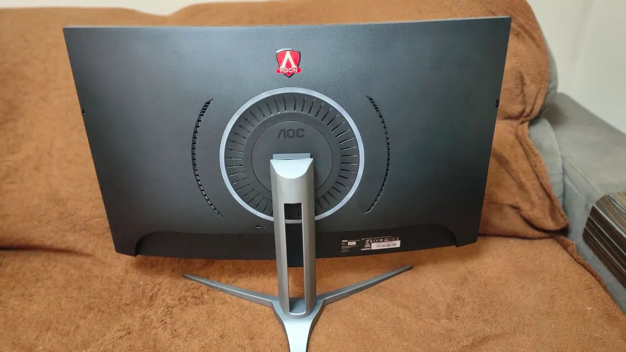 AOC Gaming Monitor, 32 Inches, for Parts Removal468285910617968641