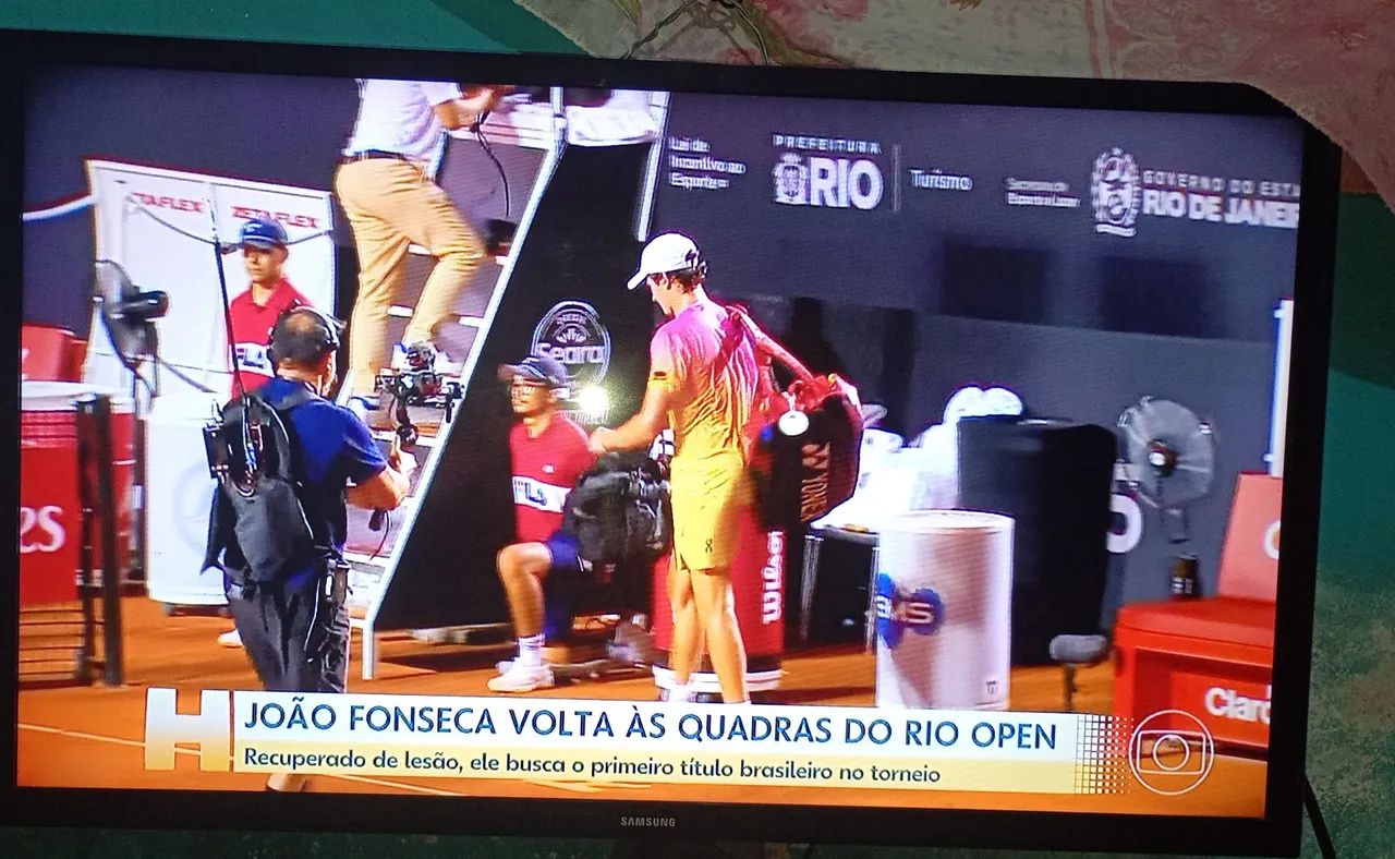 Tv Samsung 32 polegadas full HD,não e smart