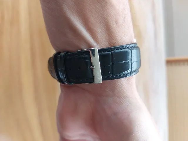 Relógio de pulso marca Hugo Boss, modelo HB1512163 - Foto 3