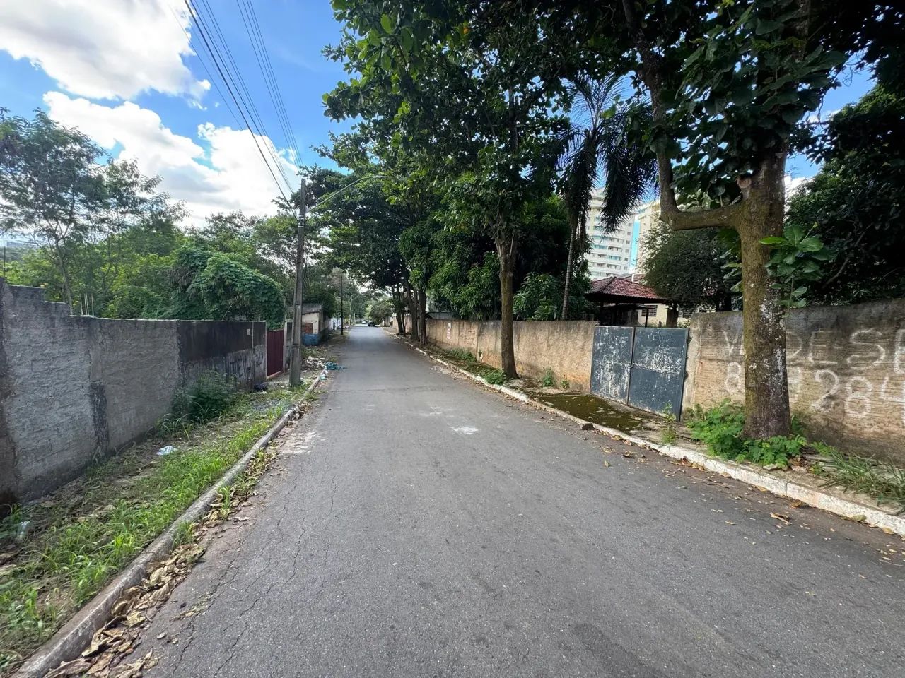 Área Alto da Gloria 2 com 1.220,00 metros