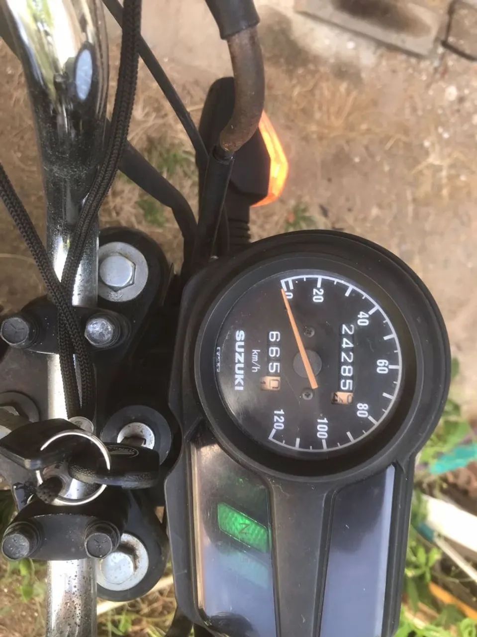 Suzuki GS 120 - Foto 2