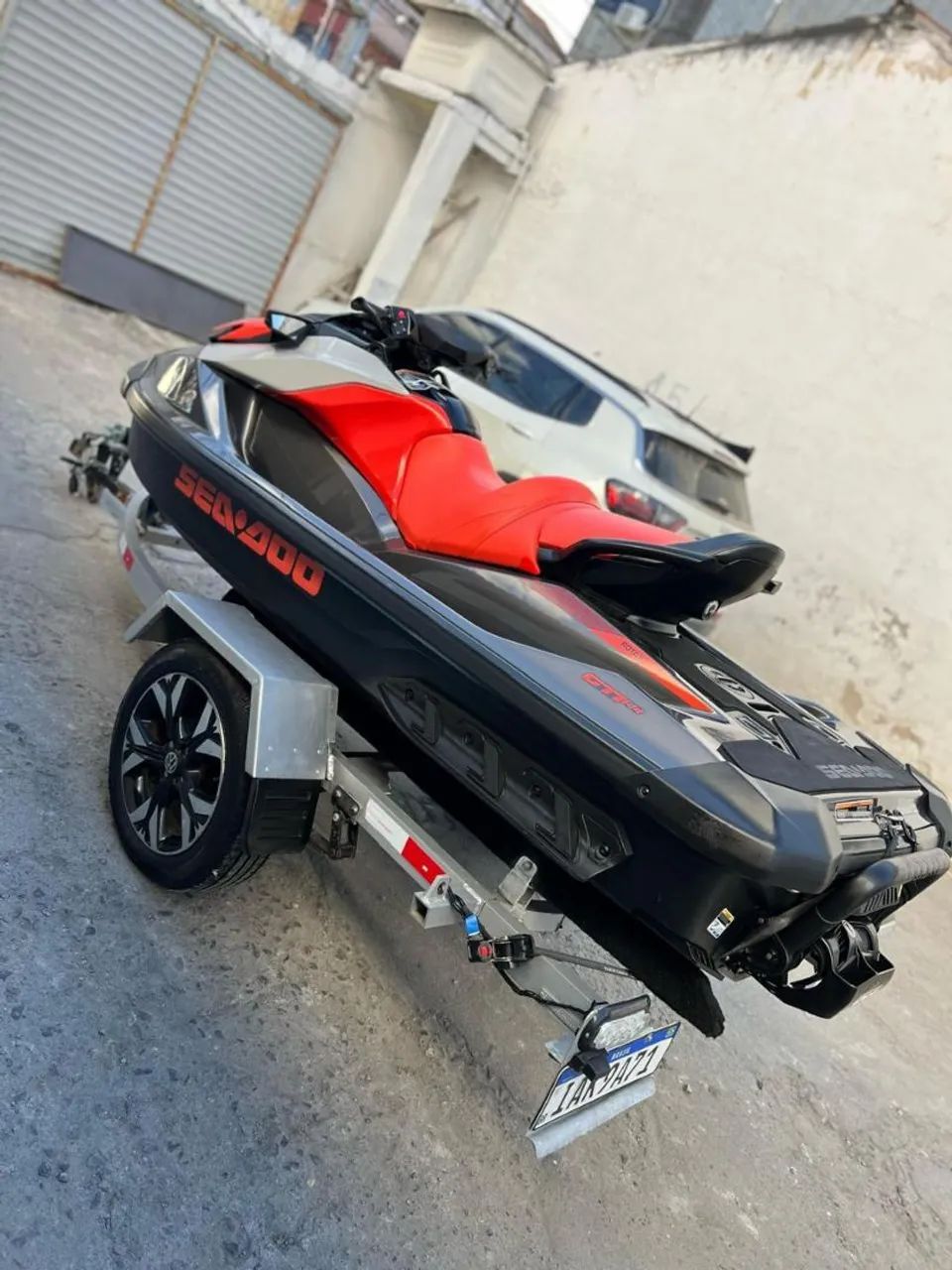 Jetsky wake 170
