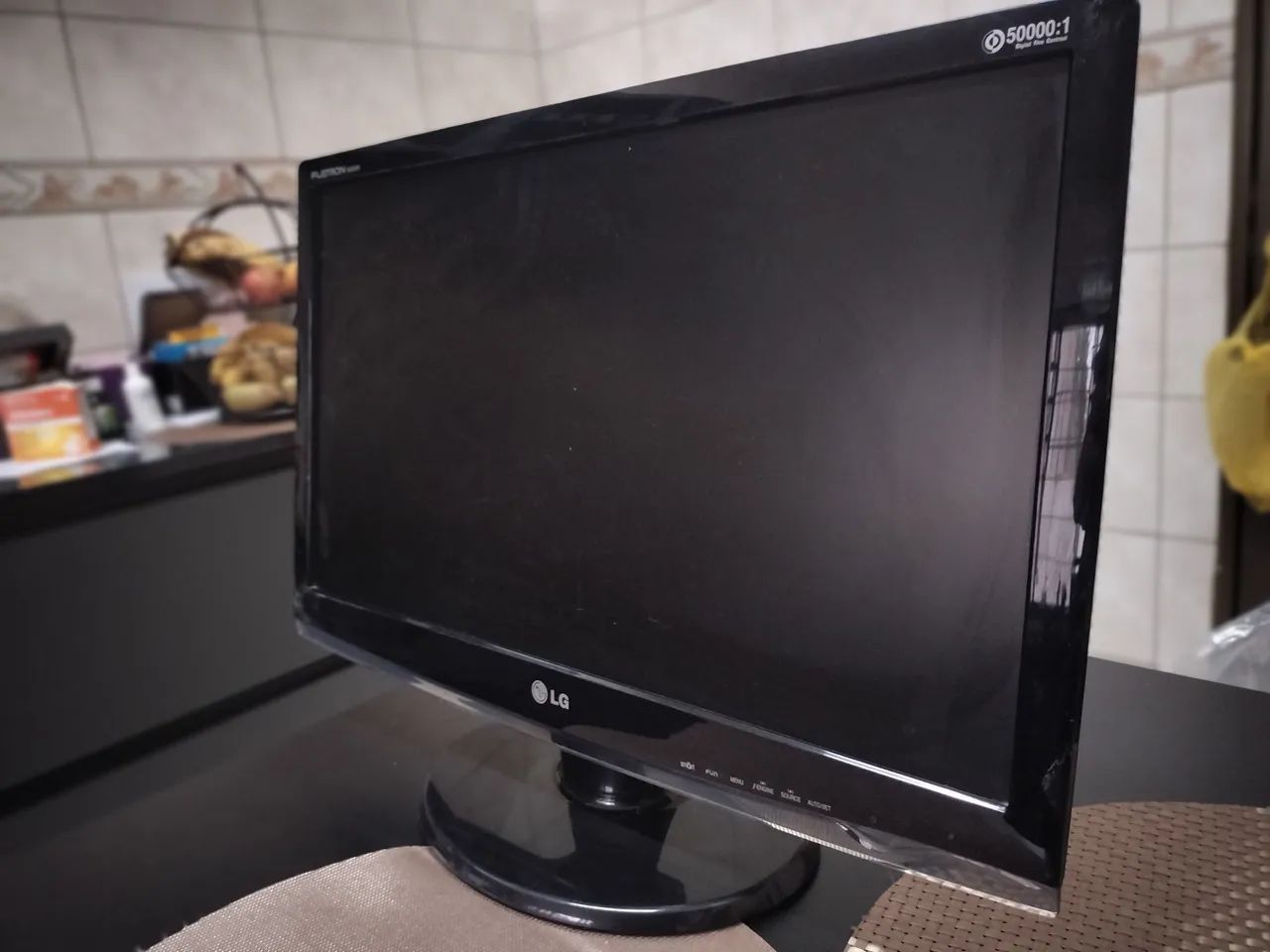 Monitor LG Flatron 23" Full HD (HDMI/VGA/DVI) - Foto 4