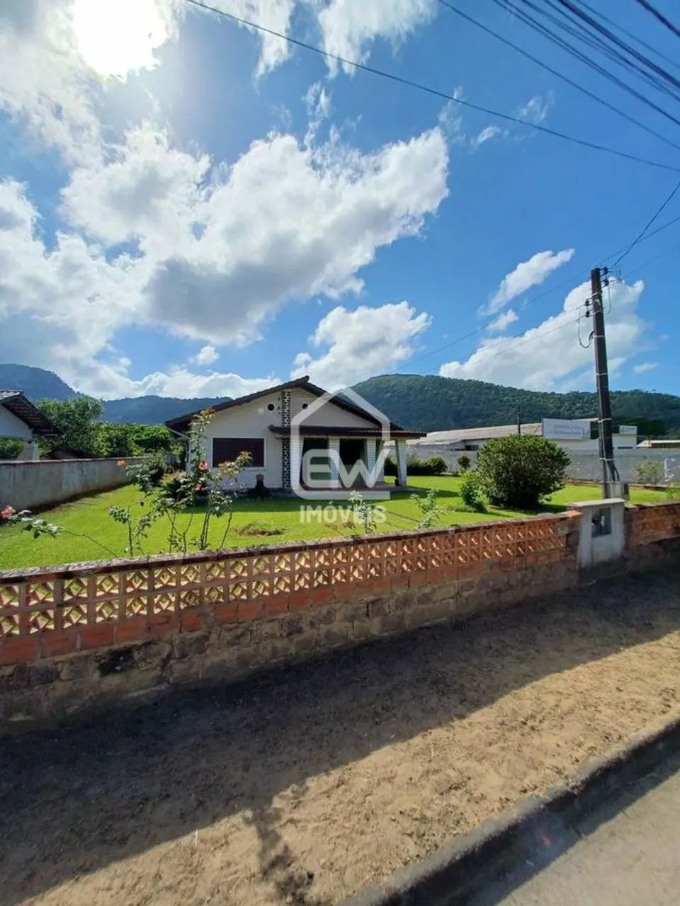 Casa com 205m² em Schroeder, SC - Foto 2