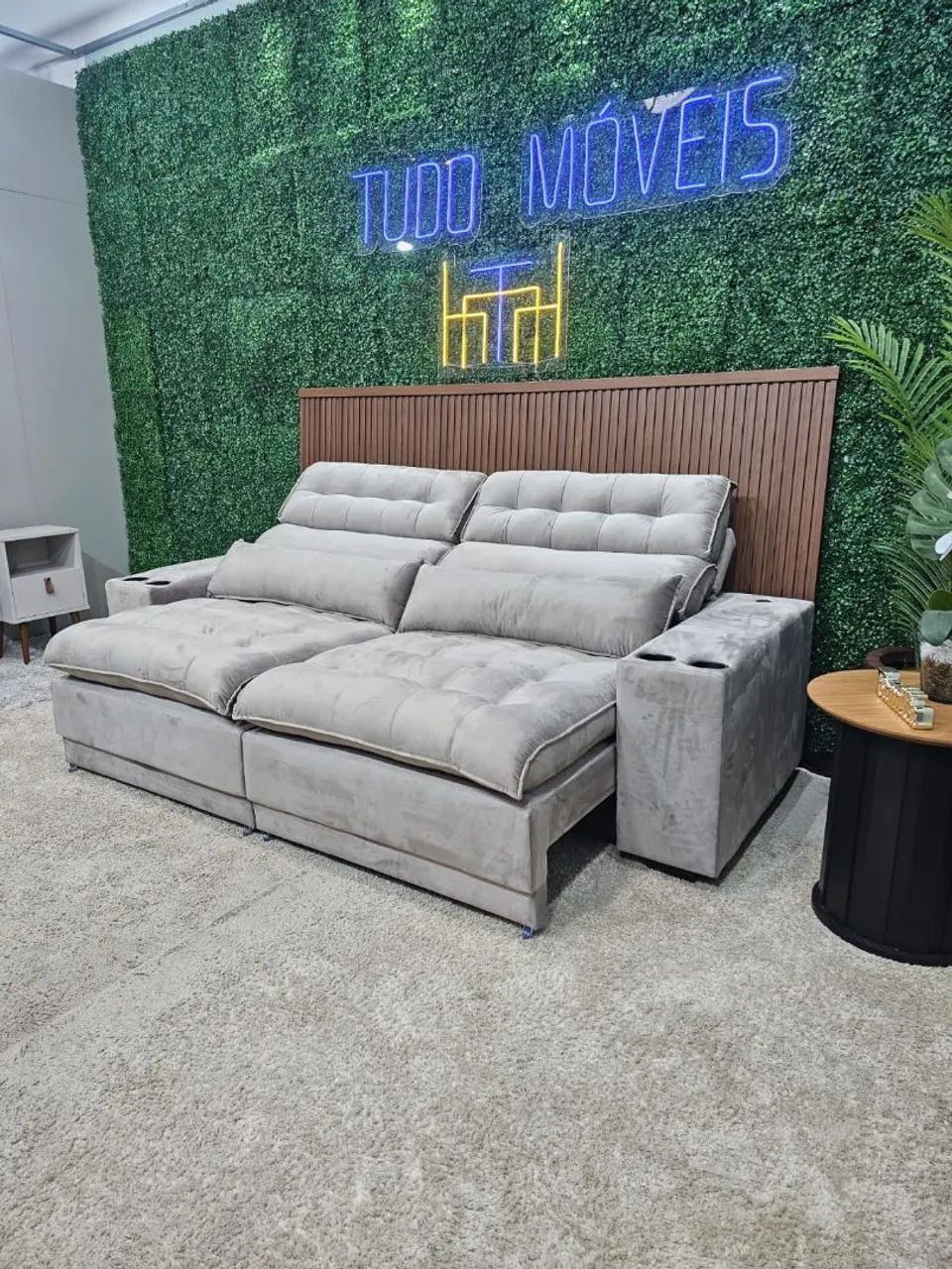 SOFÁ RETRÁTIL E RECLINÁVEL 5 LUGARES MEGA PILLOWTOP+USB +PORTA-COPOS 