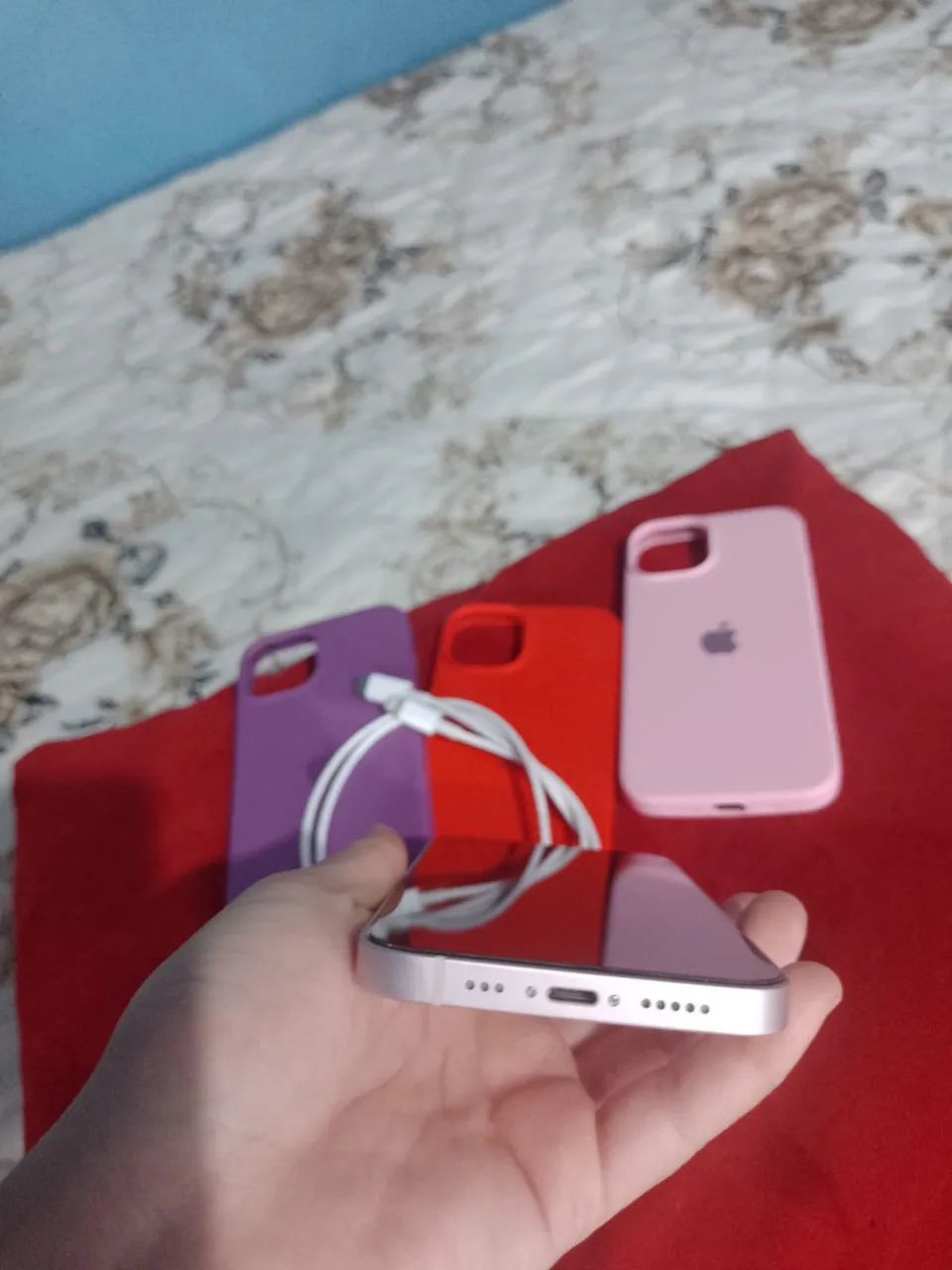 iPhone 13 Rose 128 GB  - Foto 2