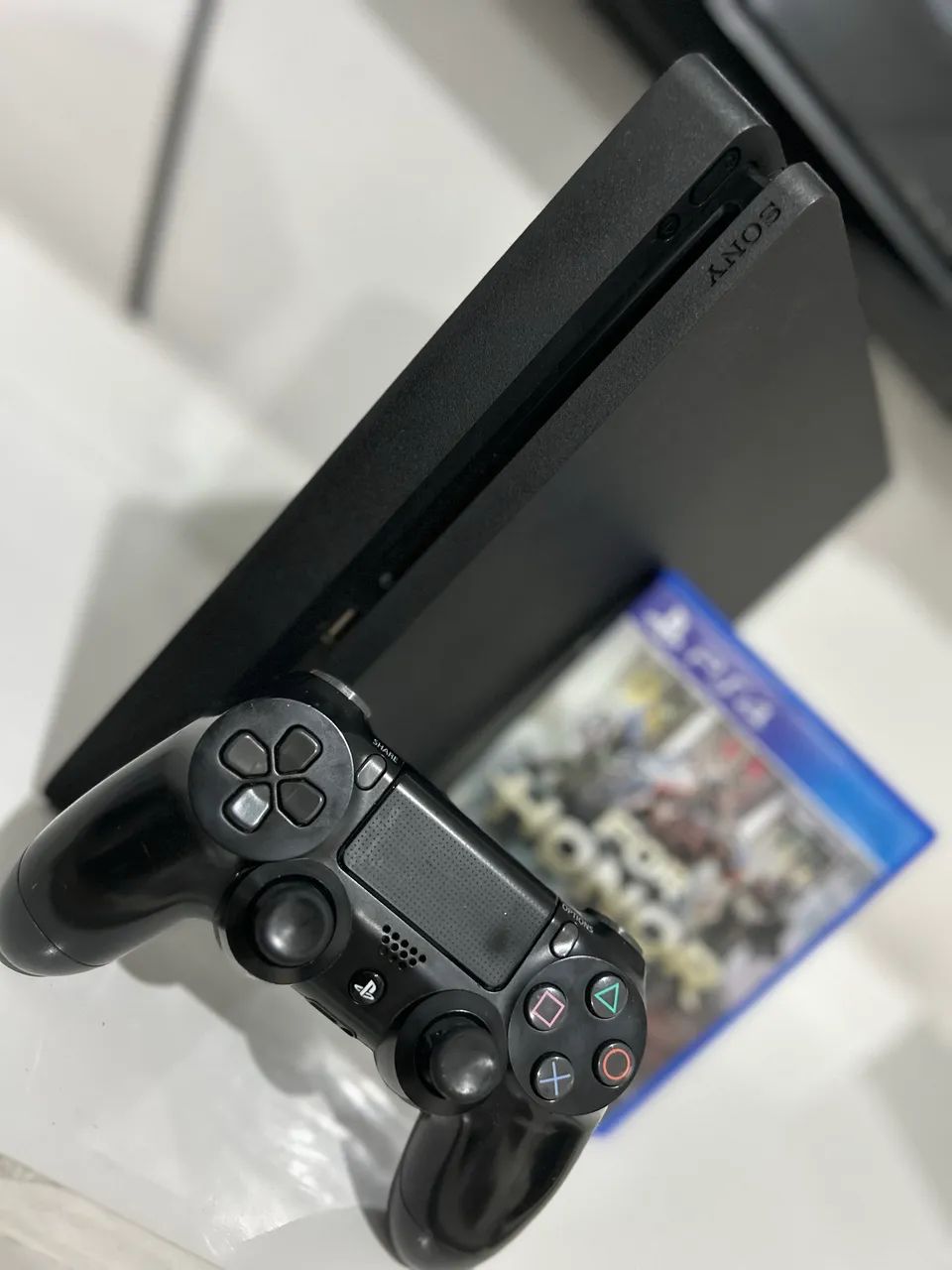 Ps4 slim  ZERADO - Foto 3