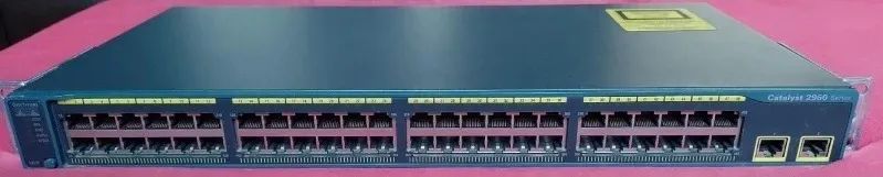 Switch Cisco Catalyst 2960 (WS-C2960-48TT-L) - Gerenciável (100% OK)
