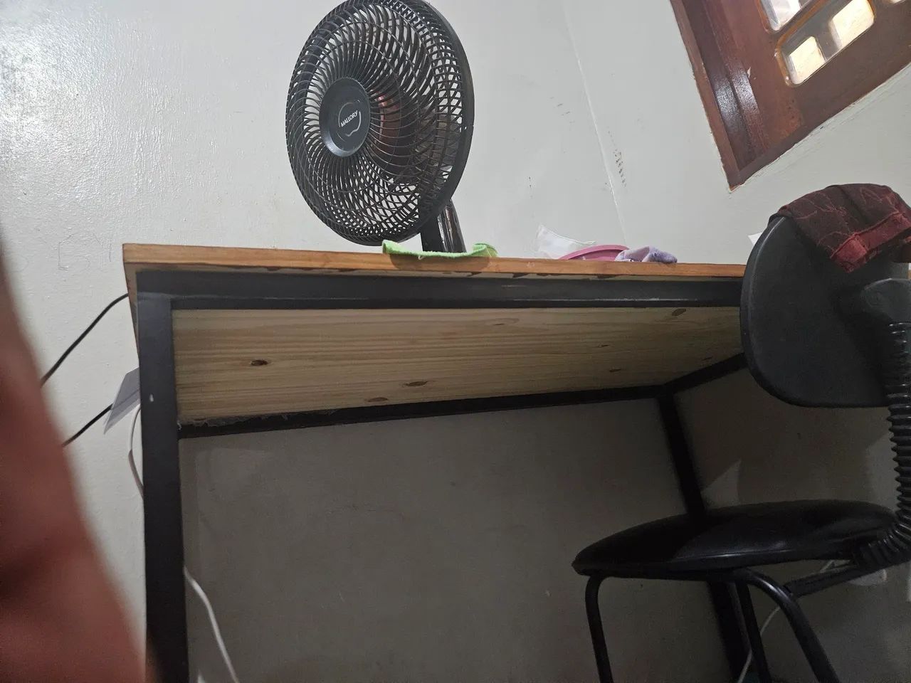 Mesa madeira e metalom  escritório, casa , multiuso  - Foto 2