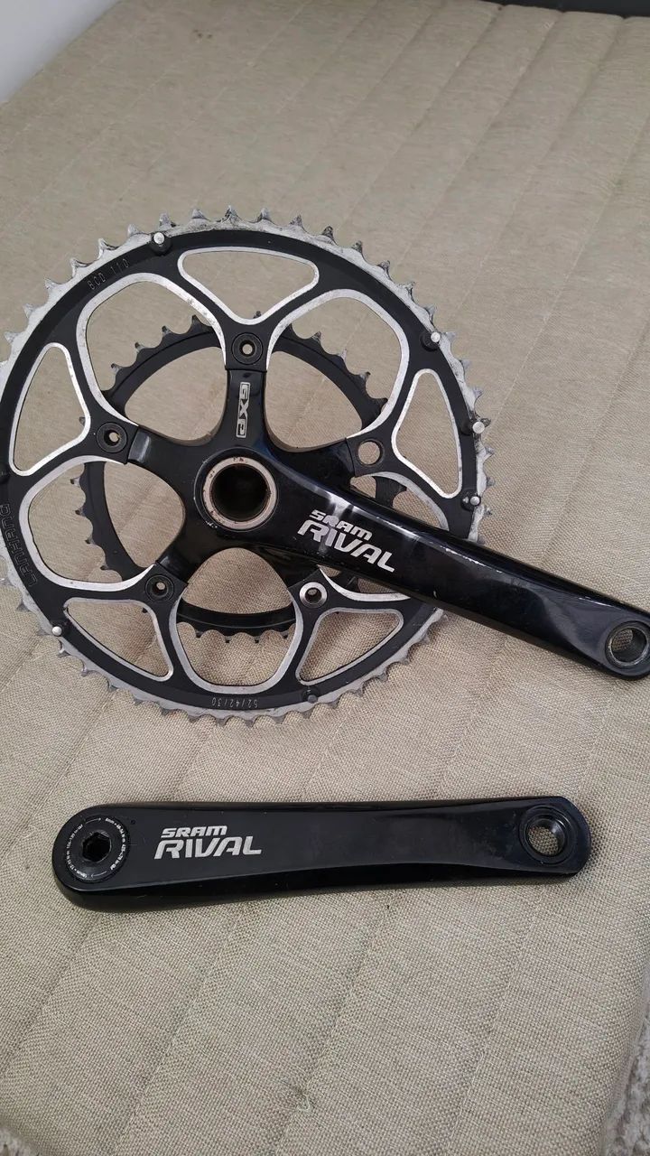 Pé de vela SRAM Rival com 52x34