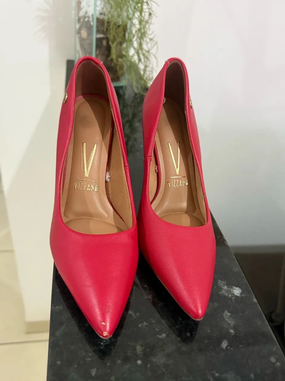 Scarpin vermelho Vizzano