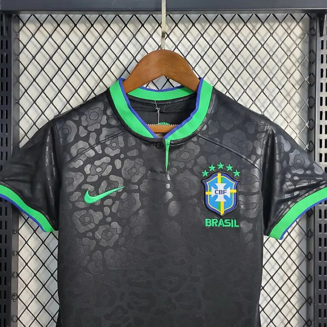 Camisa Brasil 22/23 Feminina Preta  - Foto 2