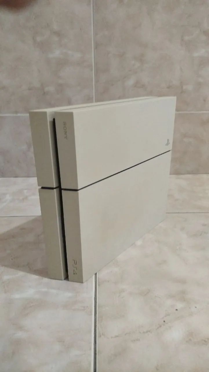PlayStation 4 Fat - Ótimo Estado