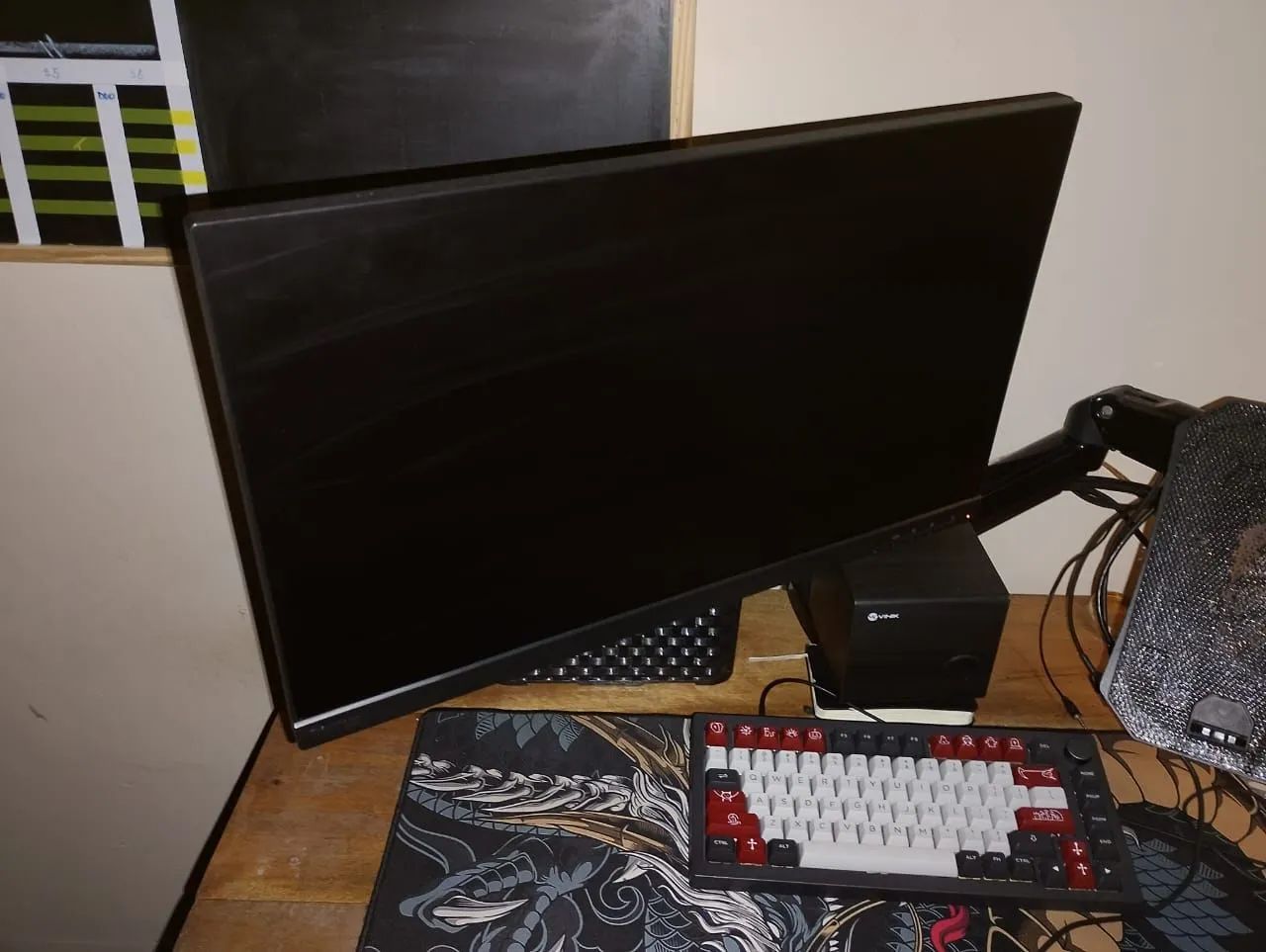 Monitor LENOVO thinkvision 24" com HUB Usb embutido - Foto 2