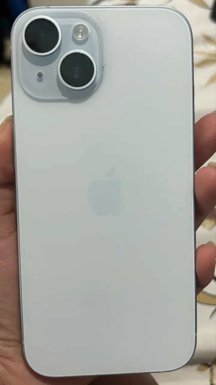 iPhone 15 impecável 