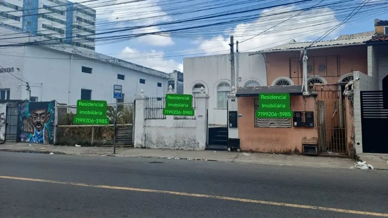 Terreno com dois imóveis Contruido