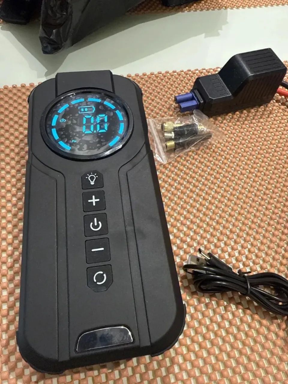 Compressor de encher pneu auxiliar de partida Promoção  - Foto 5