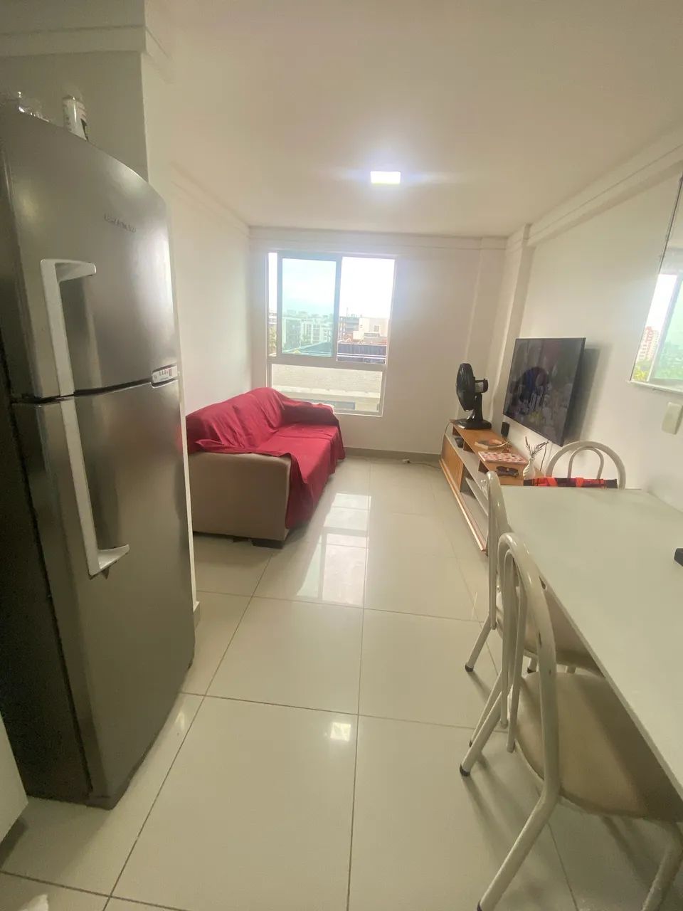 Apartamento mobiliado 2 quartos a 50m da praia - pacote 2 ou 3 meses