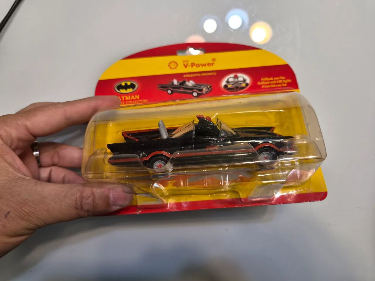 Carro do Batman 1960 Shell no blister - Foto 2
