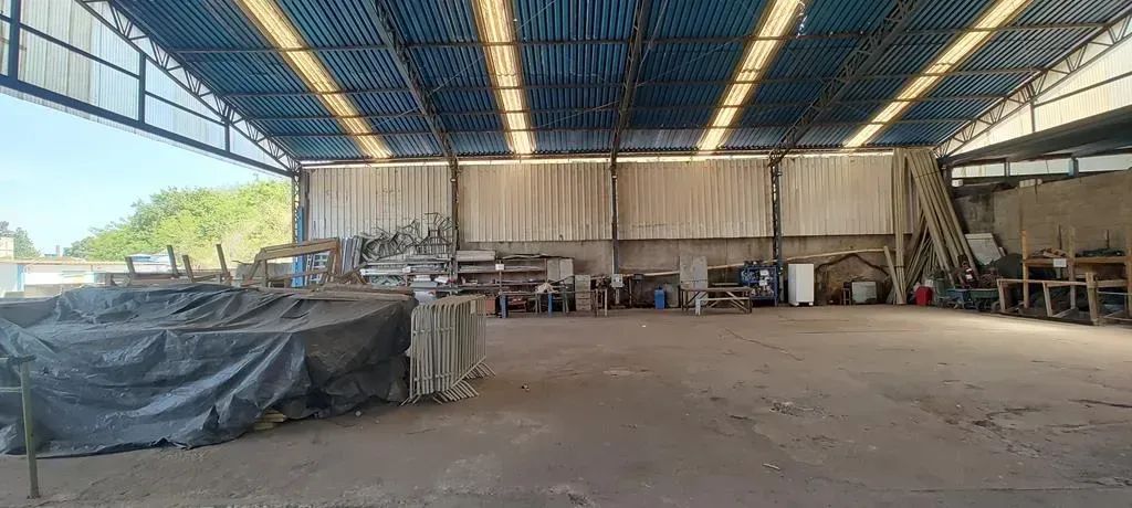 VENDO GALPÃO NO RETIRO (2.000M²) - Foto 2