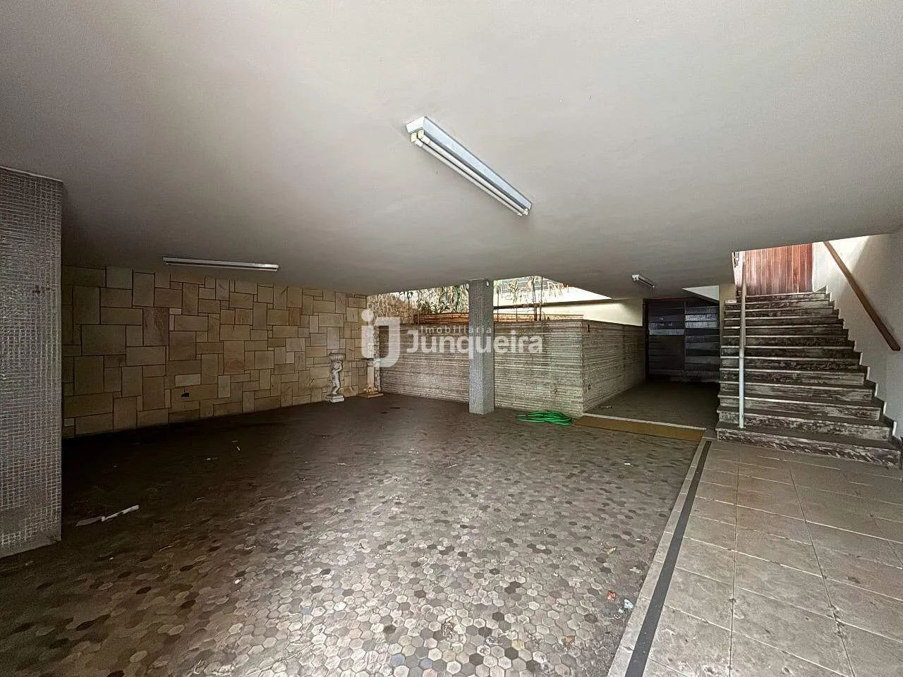 Casa à venda, 4 quartos, 1 suíte, 2 vagas, Centro - Piracicaba/SP - Foto 3