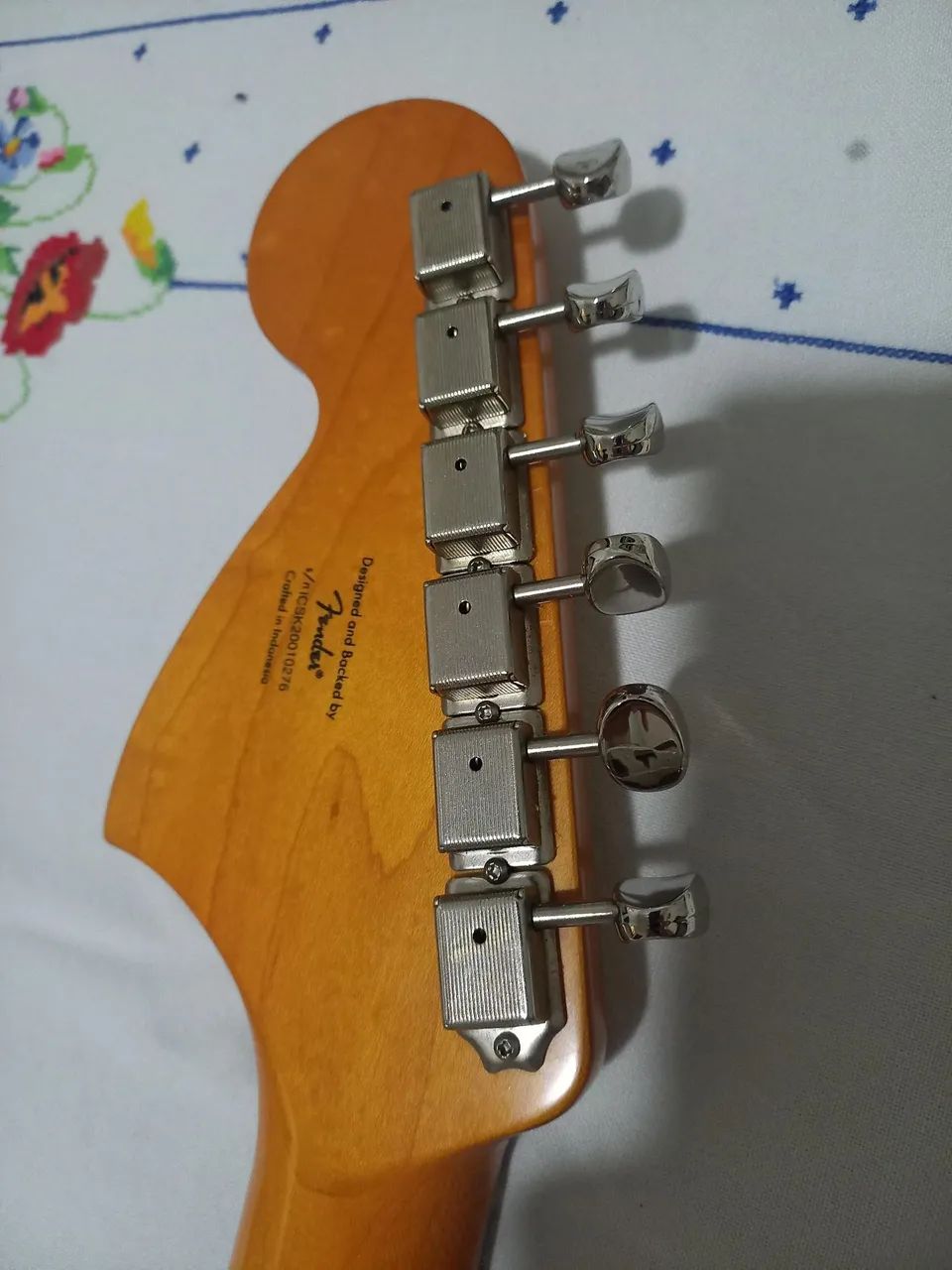Vende guitarra squier clássica vibe 70s  - Foto 4