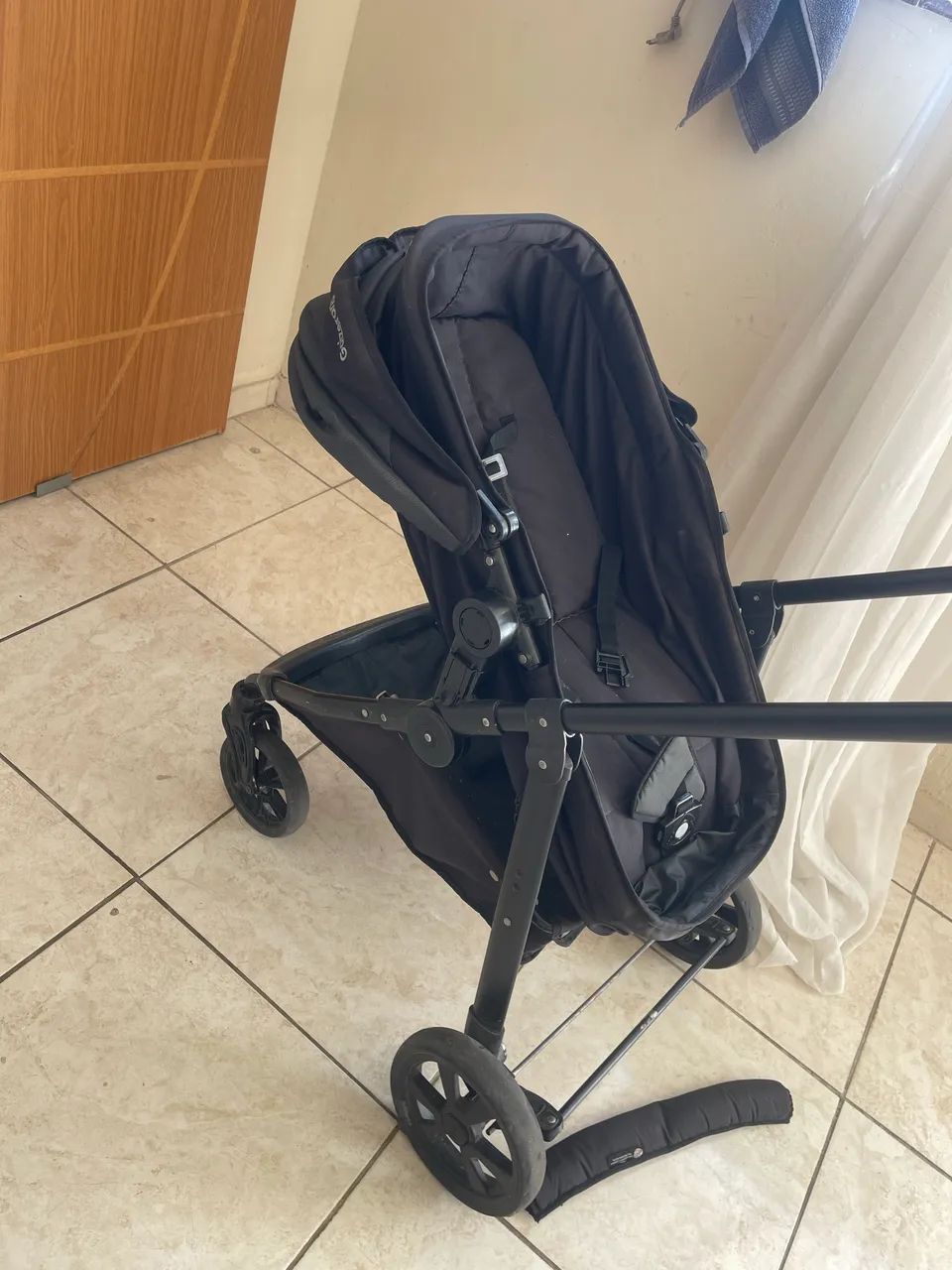 Vendo carrinho Moisés 3 em 1 - Foto 4