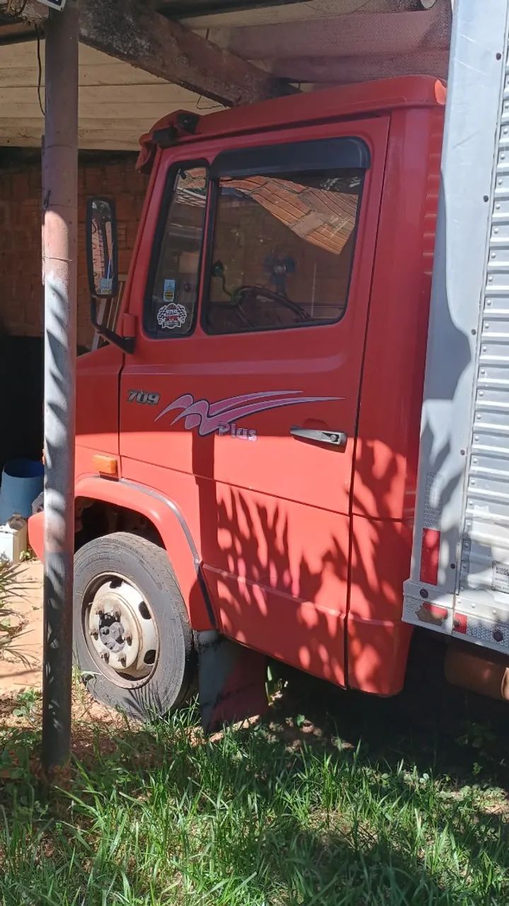 MB 709 baú  - Foto 5